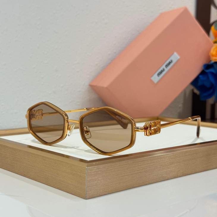 Picture of Miu Miu Sunglasses _SKUfw79615631fw